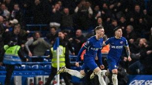 Hat-trick hero Palmer fires Chelsea to last-gasp win over Man Utd