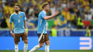 De Bruyne stays tight-lipped on Belgium fan fury