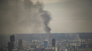 Les Russes tentent d'encercler les Ukrainiens à Severodonetsk, Zelensky réclame des armes