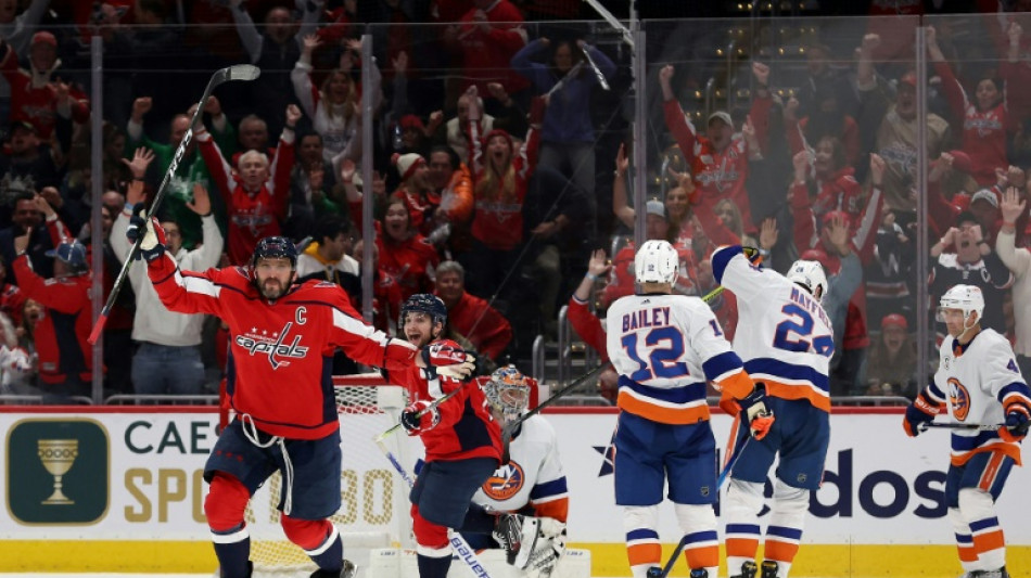 Ovechkin passes Jagr on NHL scoring charts