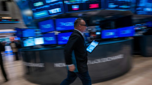 Wall Street termine proche de l'équilibre et manque son rebond