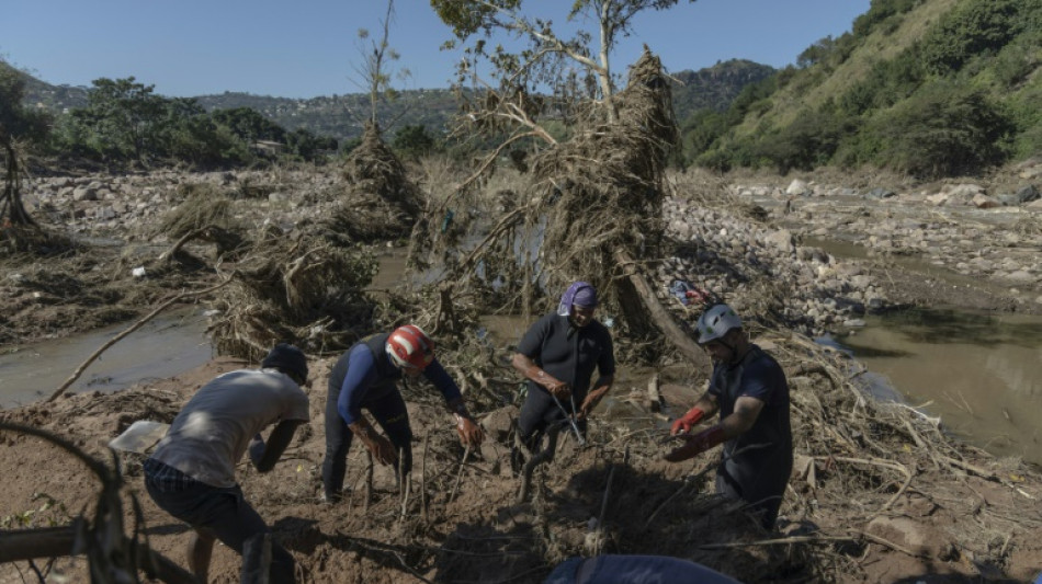 Las inundaciones en Sudáfrica dejaron 435 muertos, según un nuevo balance a la baja