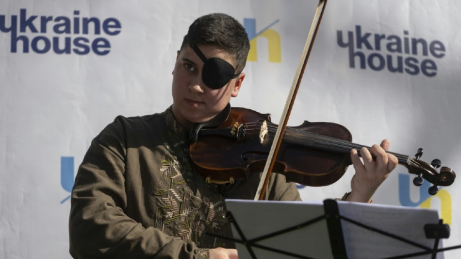 Ukraine's soldier musicians thank America, urge more help