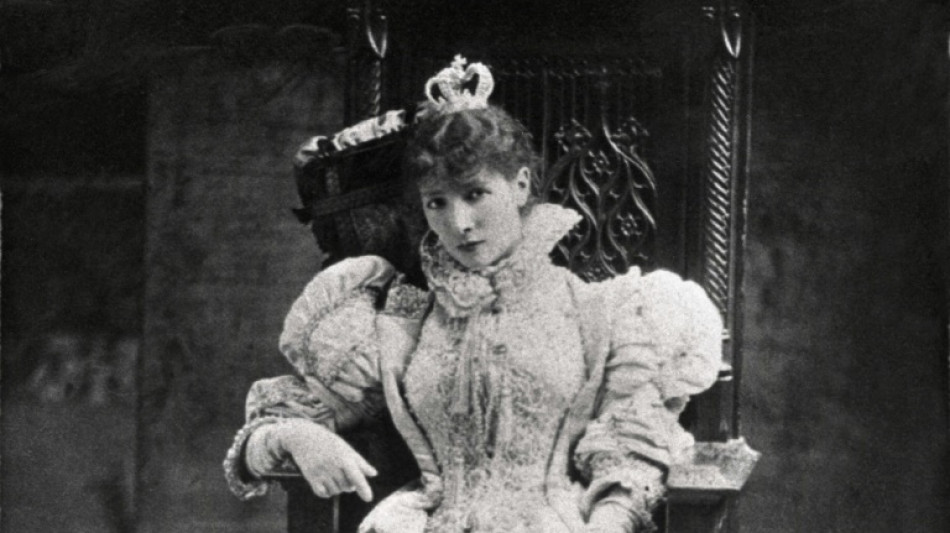 Sarah Bernhardt, première mégastar, première influenceuse