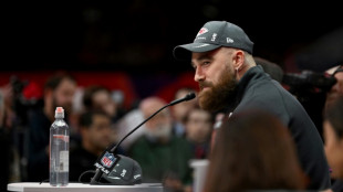 Kelce aiming to match Swift's Grammy glut with Super Bowl win 