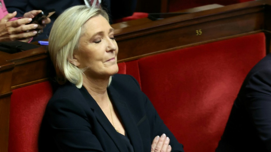 Umfrage: Frankreichs Rechtspopulistin Le Pen bei Präsidentschaftswahl vorn