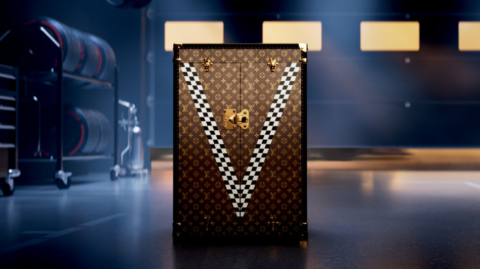 F1:Louis Vuitton presenta il baule porta trofeo per Mondiale2025