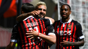 L1: Delort replace Nice, Strasbourg surpris avant le classique