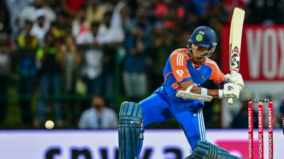 India clinch series in rain-hit T20 after Sri Lanka collapse