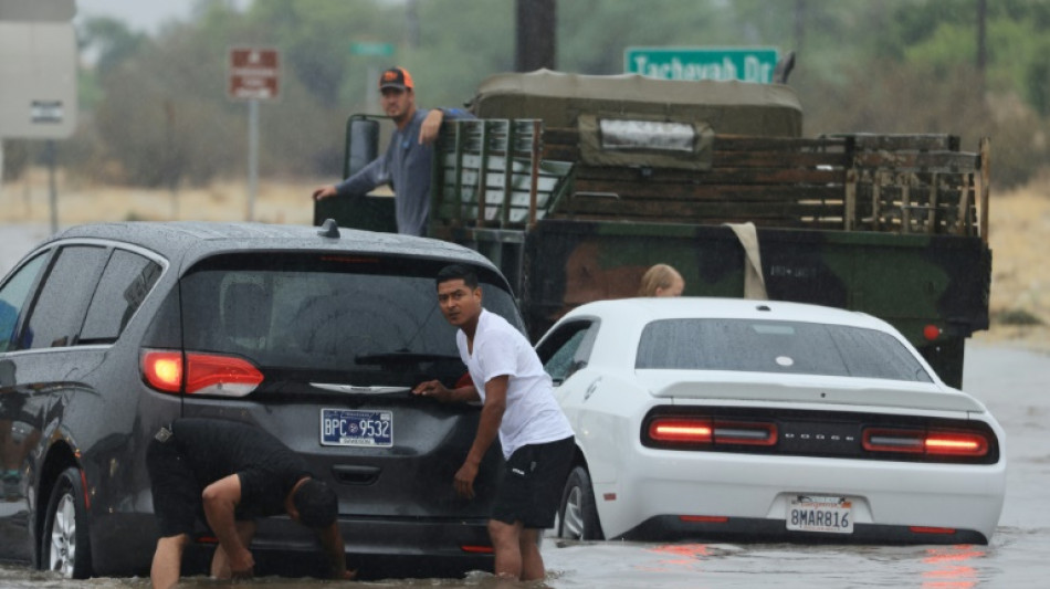 Tempête tropicale Hilary : des pluies torrentielles s'abattent en Californie