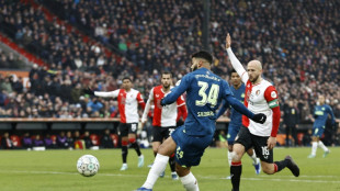 PSV Eindhoven extend run with top-of-the-table win