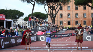 Al keniano Ngeno la maratona di Roma, tra le donne bis Chepkwony