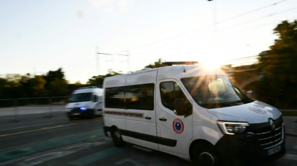 "Soy un violador", como los coacusados "en esta sala", afirma Dominique Pelicot en su juicio en Francia