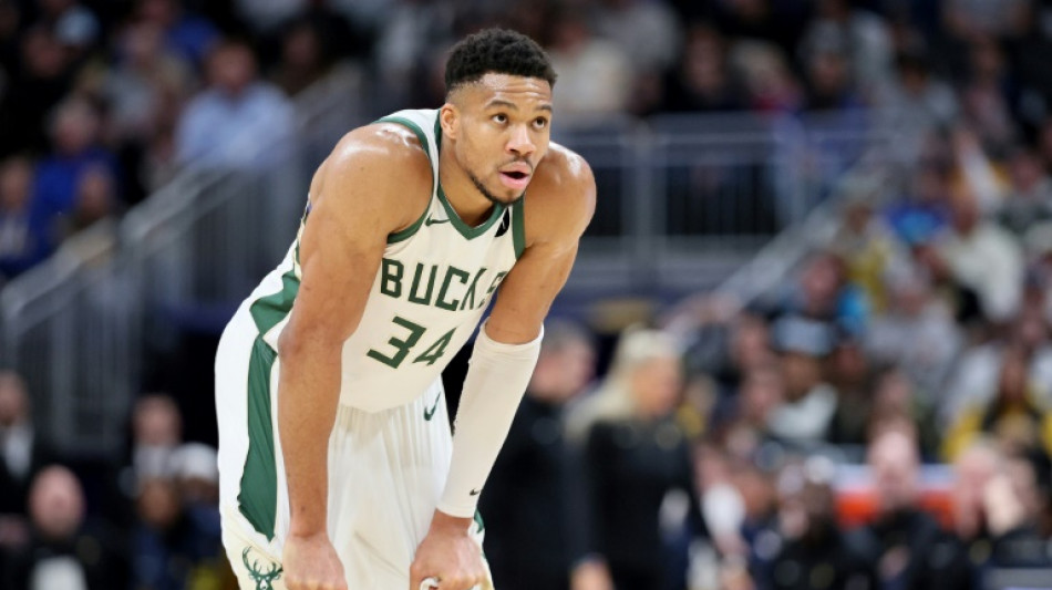 Giannis, LeBron keep balloting lead for NBA All-Star Game