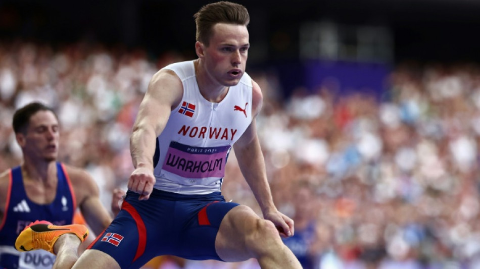 Warholm leads favourites into 400m hurdles final