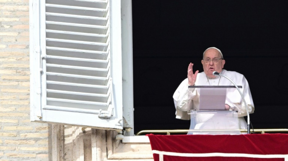 Pope 'slept all night' after two breathing attacks: Vatican