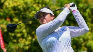 World No1 Vu lies stroke behind surprise Singapore LPGA leader