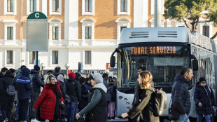 Sciopero di bus e metro, lunedì a rischio disagi