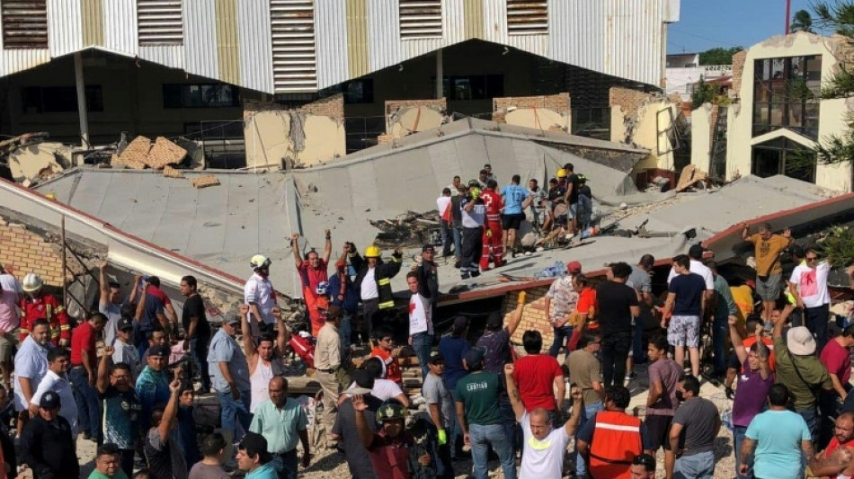 At least 7 killed in Mexico church roof collapse