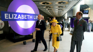 Après quatre ans de retard, la nouvelle ligne de métro londonienne Elizabeth Line ouvre