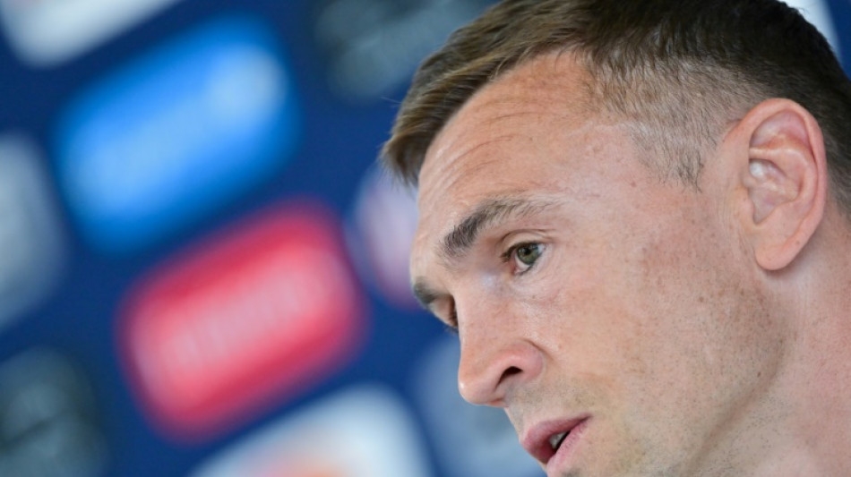 Sinfield to step down from England rugby coaching role