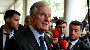 Barnier sur ses terres savoyardes auprès de sa famille politique