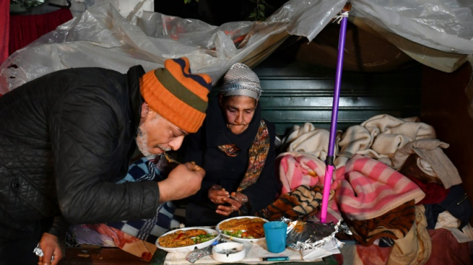 'Restaurant of Love' helps feed Tunis homeless