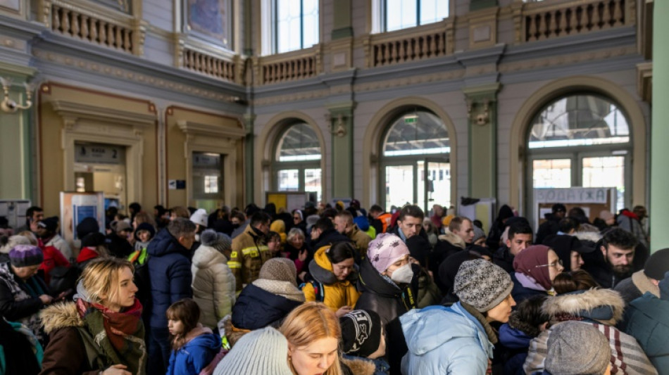 Cerca de 520.000 refugiados ucranianos en países fronterizos