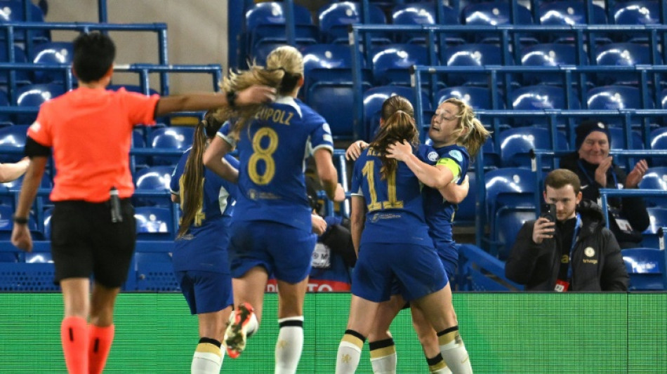 Chelsea qualify for Women's Champions League quarter-finals