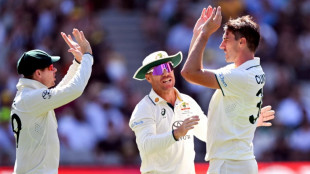 Australia take control of second Test as Pakistan flounder