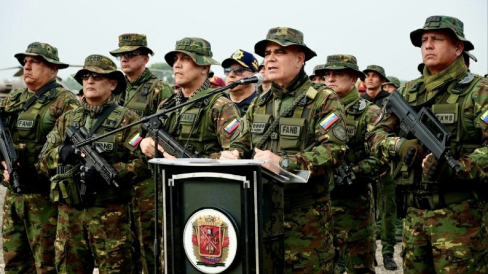 Venezuela lanza operación militar en frontera con Colombia