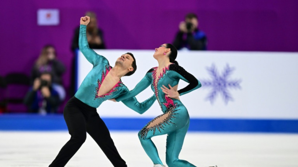 Italian ice dancers get into the groove at Europeans