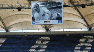 Abschied von Seeler: Bewegende Trauerfeier für Fußball-Held 