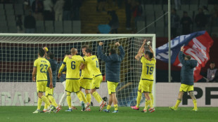 Five-goal Villarreal stun Barca in thriller, Madrid take Liga lead