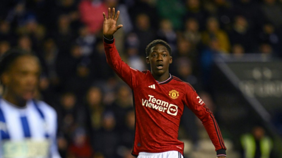 Man Utd teenager Mainoo gets first England call-up