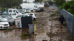 "Défigurée" par le cyclone Garance, La Réunion face à l'ampleur des dégâts