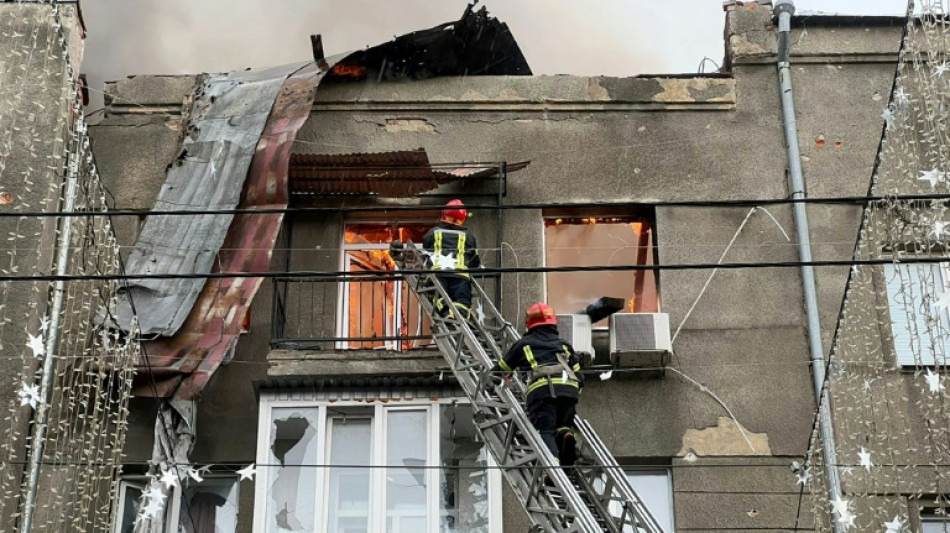 Dans les rues de Kharkiv, des habitants hébétés face à de nouveaux bombardements 