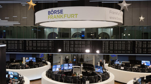 Borsa: l'Europa chiude fiacca tra Ucraina e dazi