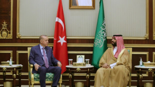 Türkischer Präsident Erdogan erstmals seit Ermordung Khashoggis in Saudi-Arabien