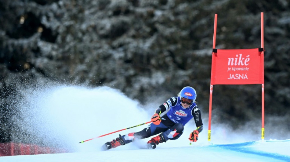 Hector leads Shiffrin as Vhlova crashes in Jasna giant slalom first leg