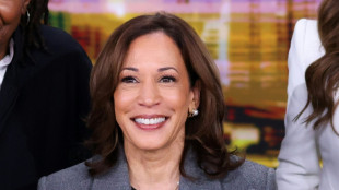 Kamala Harris tritt mit Dosenbier in Talkshow auf