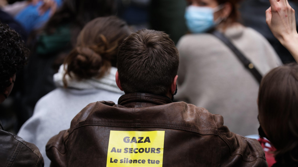 Polizia sgombera manifestanti filo Palestina alla Sorbona