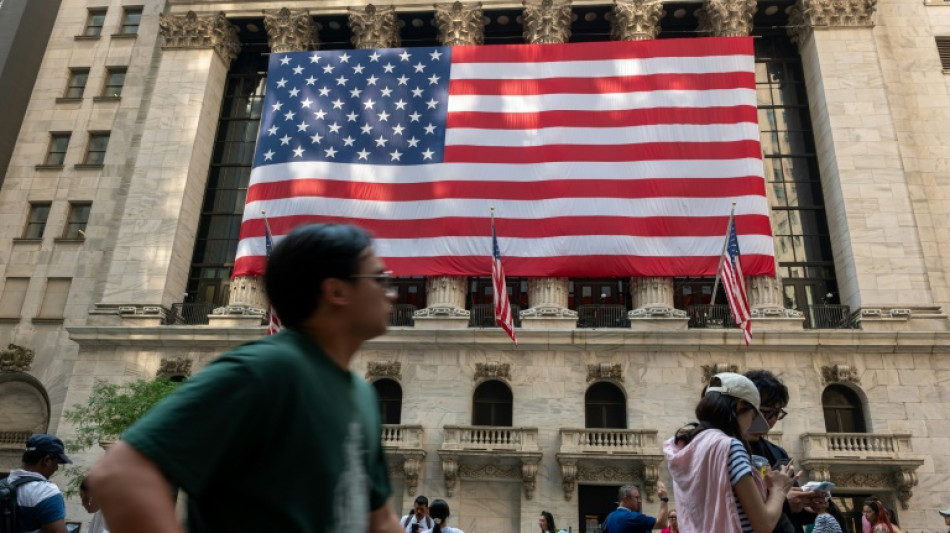 Wall Street termine en hausse, réjouie par l'arrivée des baisses de taux