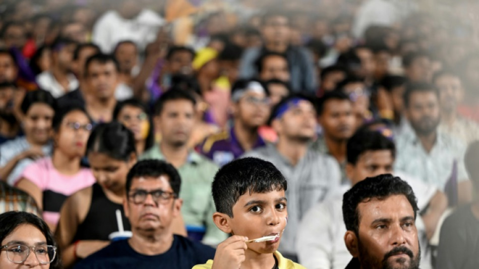 India cricket fans defy heatwave warning for IPL clash