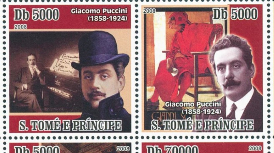 Una mostra illustra la vita di Puccini con i francobolli