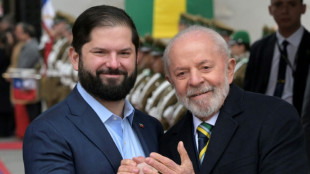 Boric e Lula se reúnem no Chile em encontro marcado pela crise pós-eleições na Venezuela