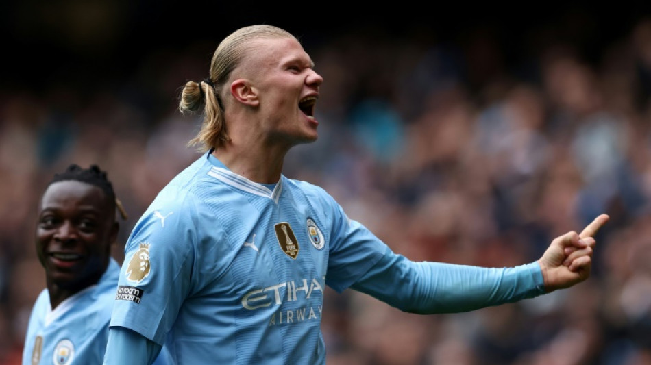 Haaland double sinks Everton as Man City go top