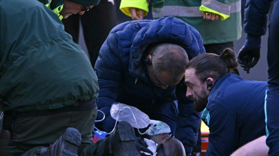 Coupe d'Angleterre: Mateta (Crystal Palace) évacué sur une civière après un terrible choc