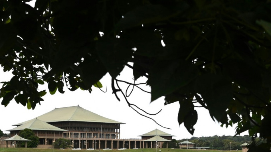 Parlament in Sri Lanka wählt Nachfolger von geflohenem Präsidenten Rajapaksa