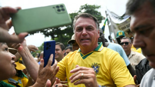 Brésil: Bolsonaro crie au "déni de démocratie" face à ses partisans